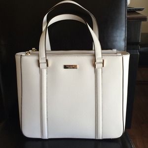 SOLD! Kate Spade Hand bag
