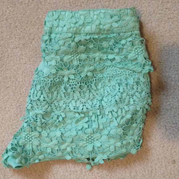 SOLD 🚫 - Picture 3 of 4