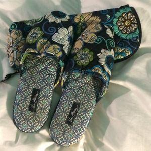 Vera Bradley slippers in travel case