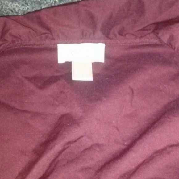 Ann Taylor Ruffle Top - Picture 2 of 3