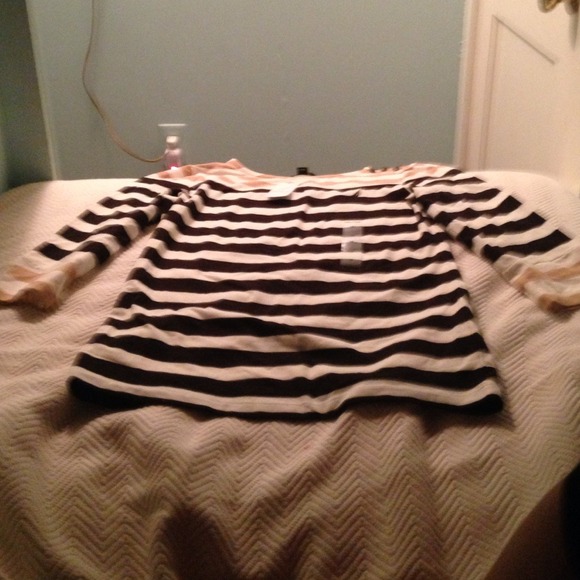 Striped nautica 3/4 sleeved shirt