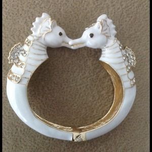 White Dual Headed Seahorse Cuff
