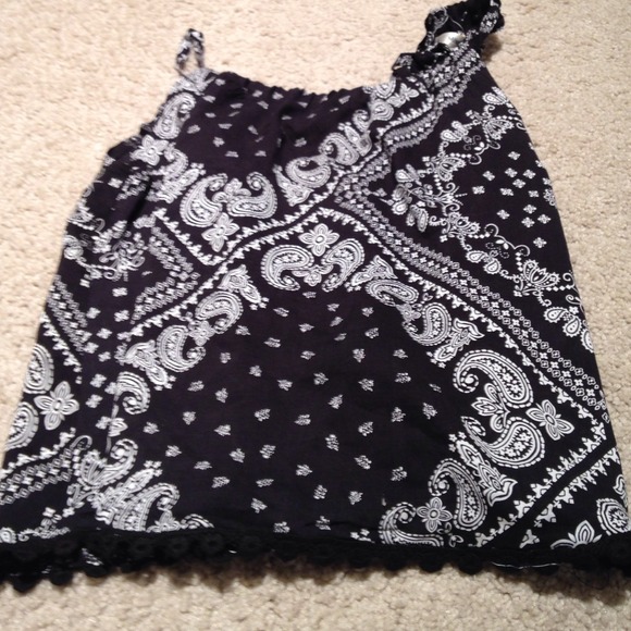 LF open back halter - Picture 4 of 4