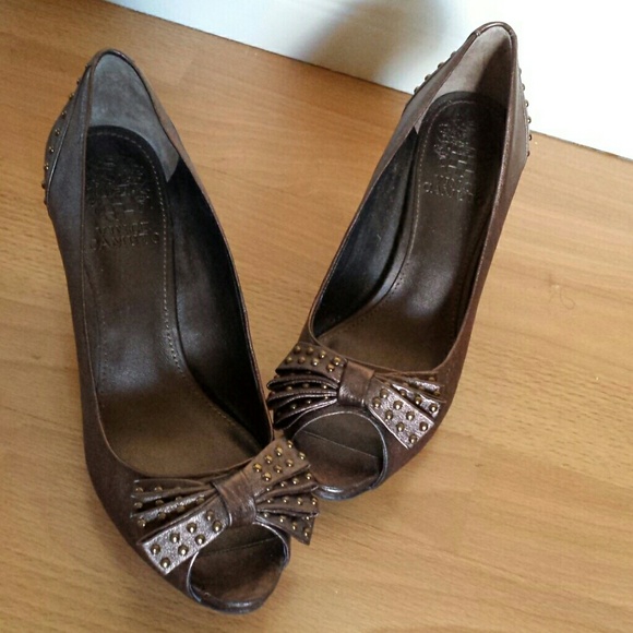 Vince Camuto Open Toe Pump