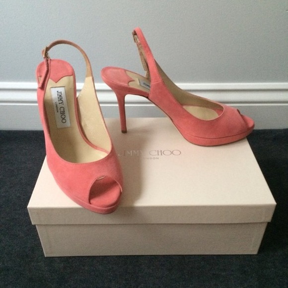 SOLD -----Authentic Jimmy Choo Nova slingback