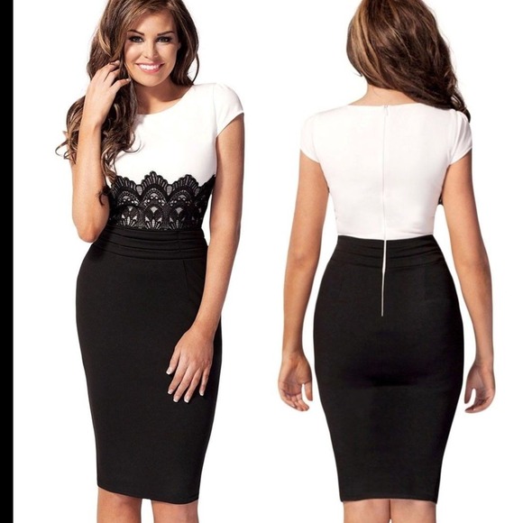 Dresses & Skirts - New Celeb Style Black White BodyCon Party Dress❤️