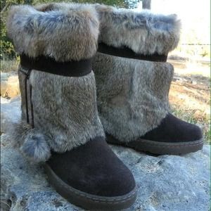 BEARPAW TAMA II brand new! Never worn with box!
