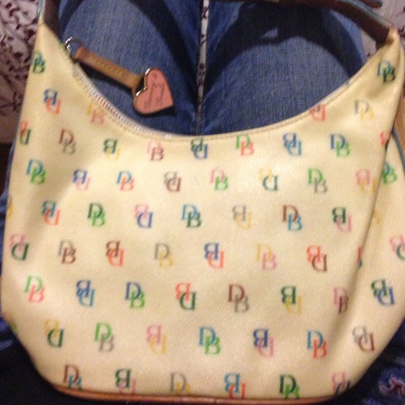 💁🎀 little girls Dooney & Bourke purse