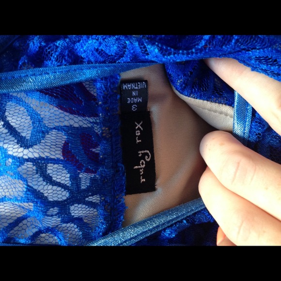 Ruby Rox Blue Lace Dress - Picture 3 of 3