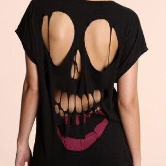 Brandy Melville Tops - Black skull cutout shirt👻