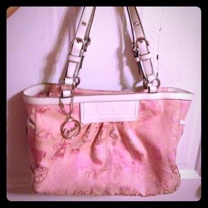 *Big sale *Coach pink handbag
