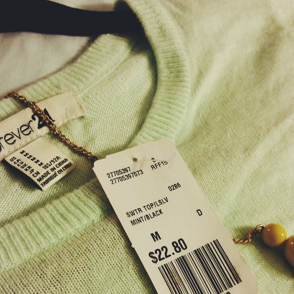 SOLD in bundle! Mint, color block sweater!! - Picture 4 of 4