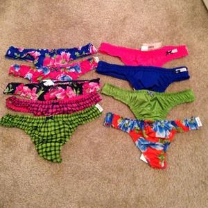 9 Gilly Hicks Thongs