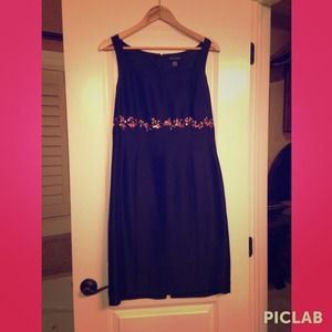 Ann Taylor 100% silk black dress