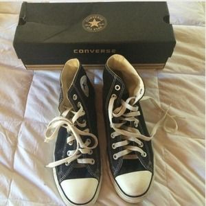 Black high-tops converse all-star