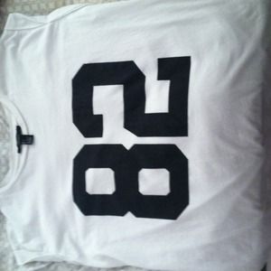 Cuffed 82 t-shirt