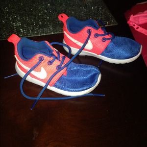 Toddler nikes