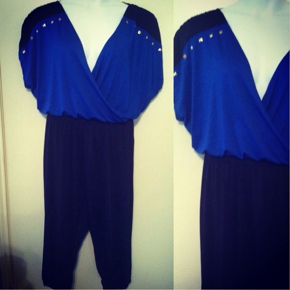 ⚡FLASH SALE⚡Cobalt Blue & Black Jumpsuit!💙♠