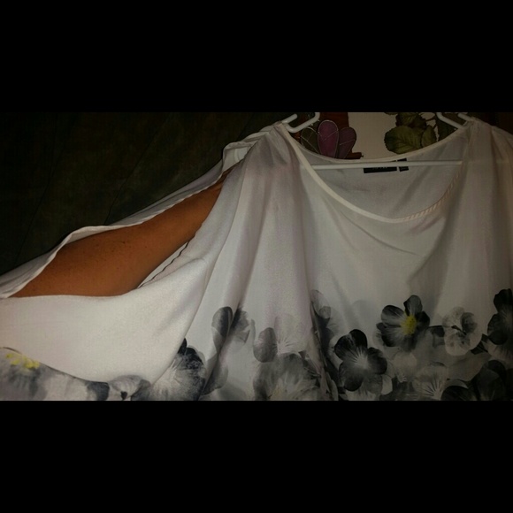 **SOLD** - Picture 2 of 3