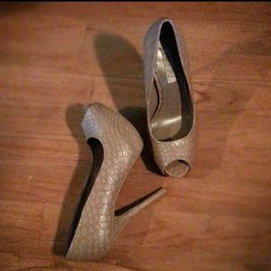 Jennifer Lopez Brigitte Rose open-toe pumpz Size 7