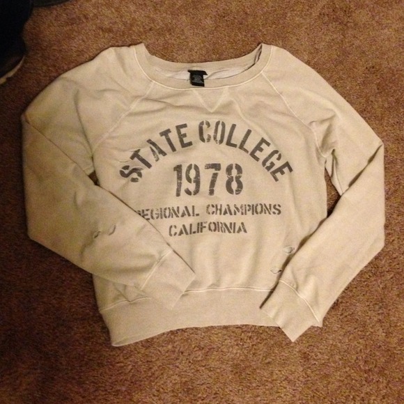 Daytrip crop top sweatshirt