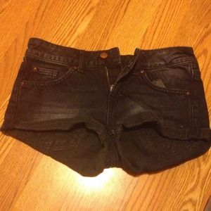h&m dark washed cuffed shorts