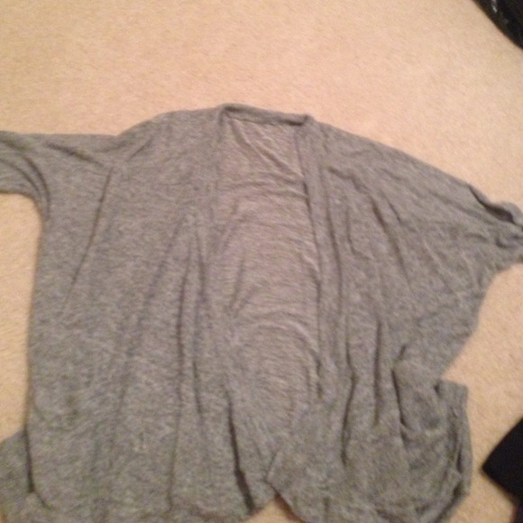 Foreign exchange cardigan grey