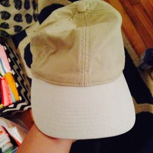 Beige& white J.Crew hat