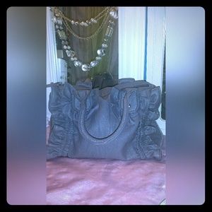 🎀Grey Gray purse with Ruffles🎀
