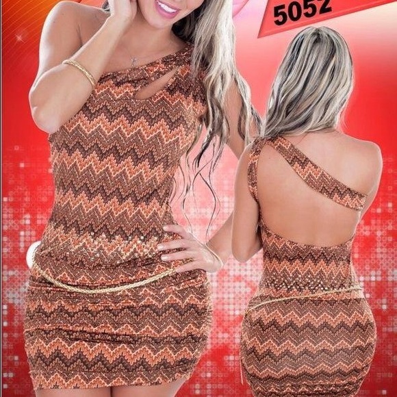 One shoulder little dress
