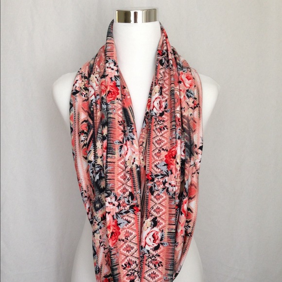 Handmade infinity scarf in Roses/Aztec - Picture 2 of 4