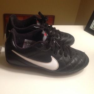 Nike kids soccer shoe