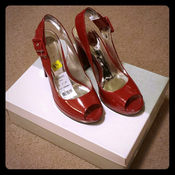 Marc Fisher Red shoes