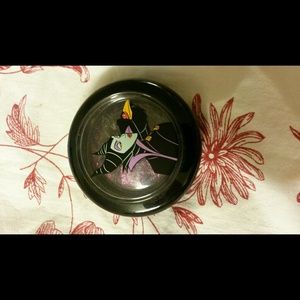 SPECIAL EDITION MAC EYESHADOW