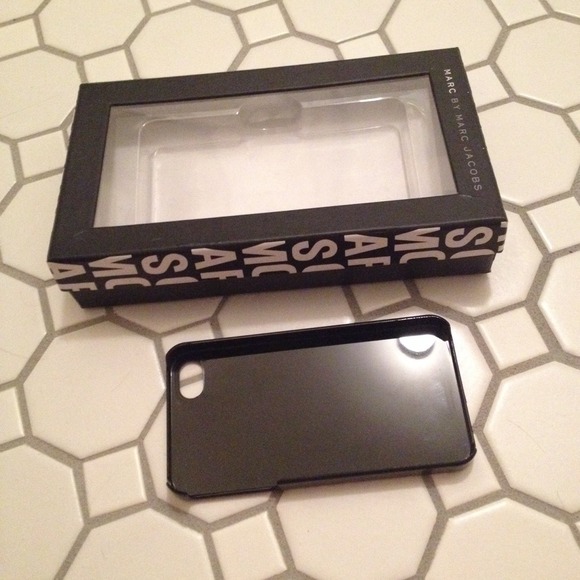 💚MARC by MARC JACOBS🎀NWT iPhone 4S free w/ purch - Picture 4 of 4