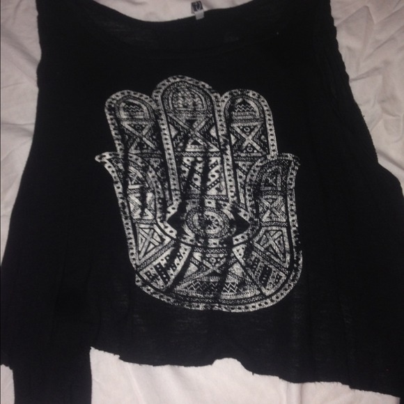 Old Print Hamsa Hand Tee