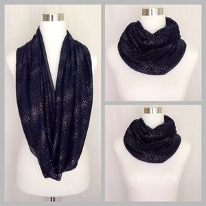 Handmade infinity in navy blue mesh