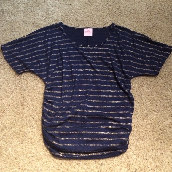 Navy and gold maternity shirt