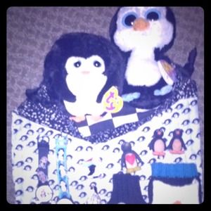 Penguin pack HOLD FOR samanthaholtt