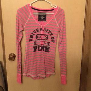 ❌Sold❌🌟VS Pink long sleeve🌟