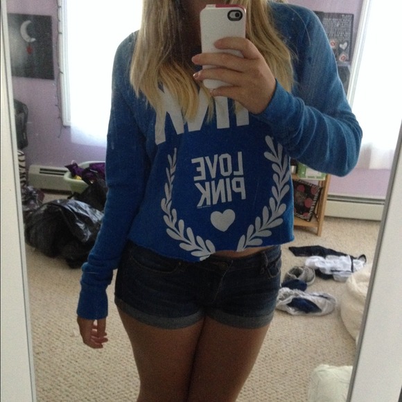 ❌Sold! ❌Victoria's Secret PINK Cropped Crew - Picture 2 of 4