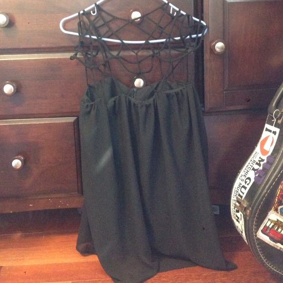 Cage Top Dress