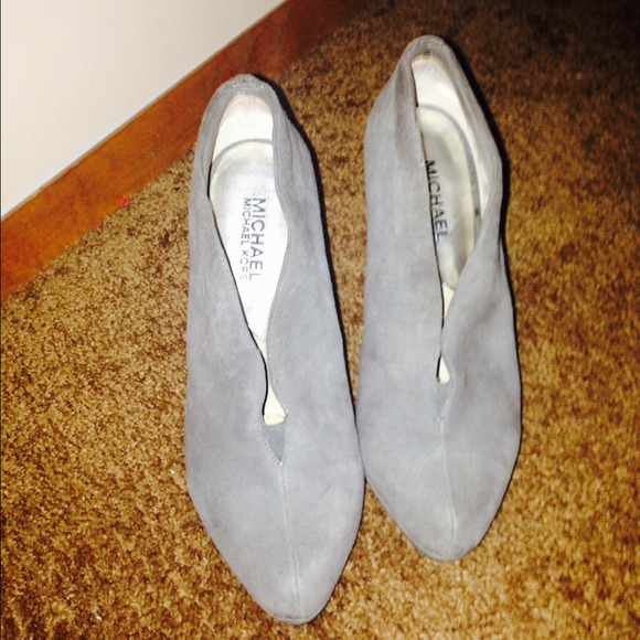 Michael kors boot/pump - Picture 2 of 4