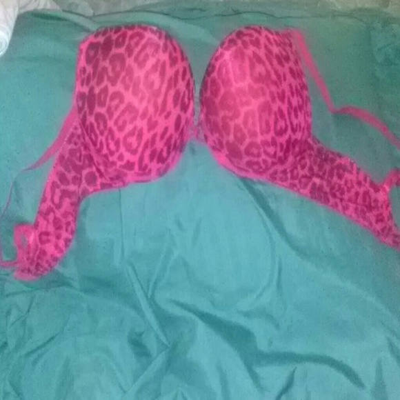 Pink cheetah bra - Picture 1 of 2