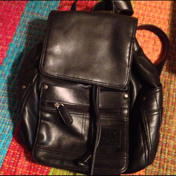 🚫SOLD🚫 90s Grunge Black Small Backpack 🌵