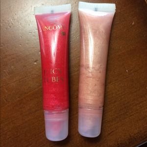2 Lancôme  lip gloss