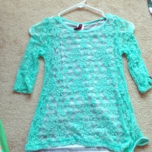 Girls shirt size 7/8