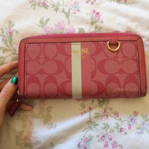 Coach wallet authentic