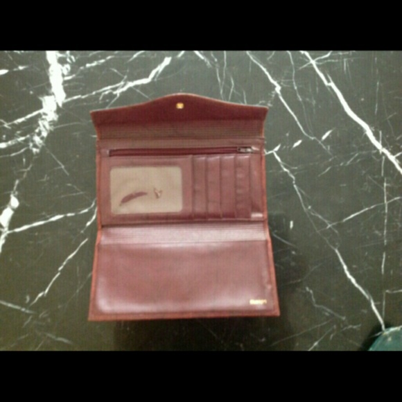 Wallet - Picture 2 of 4