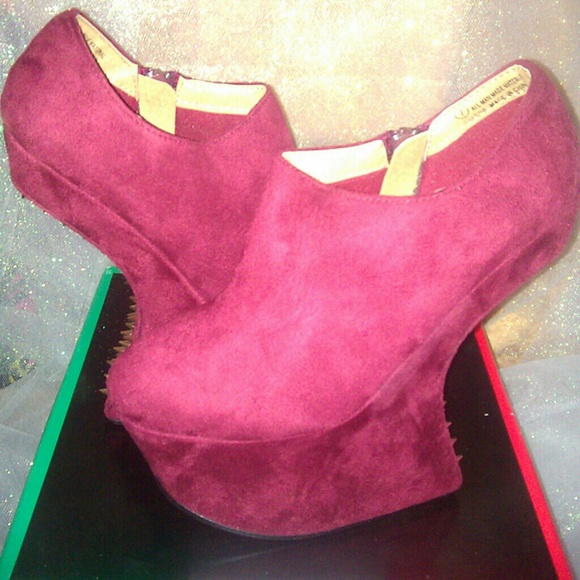 Sale $10 Antigravity Spiked Wedges